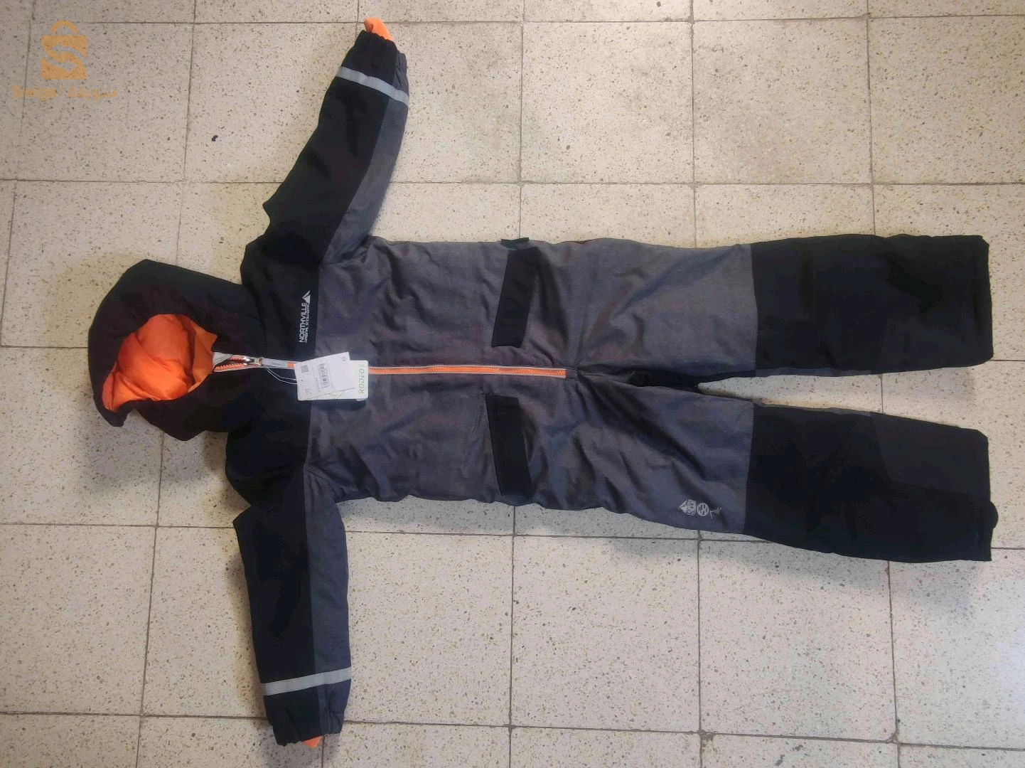 dès vêtements à vendre