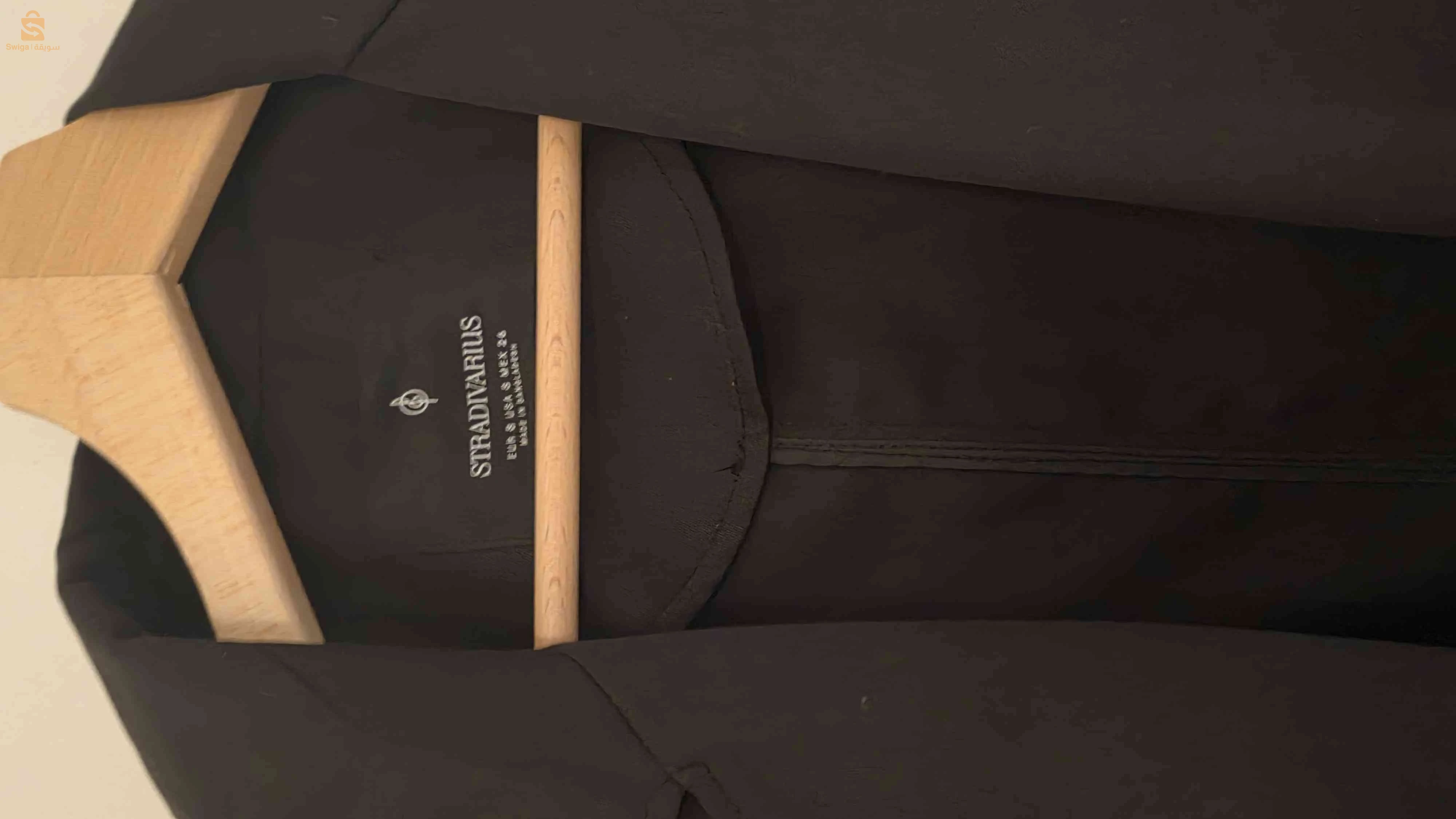 Stradivarius women Trenchcoat black