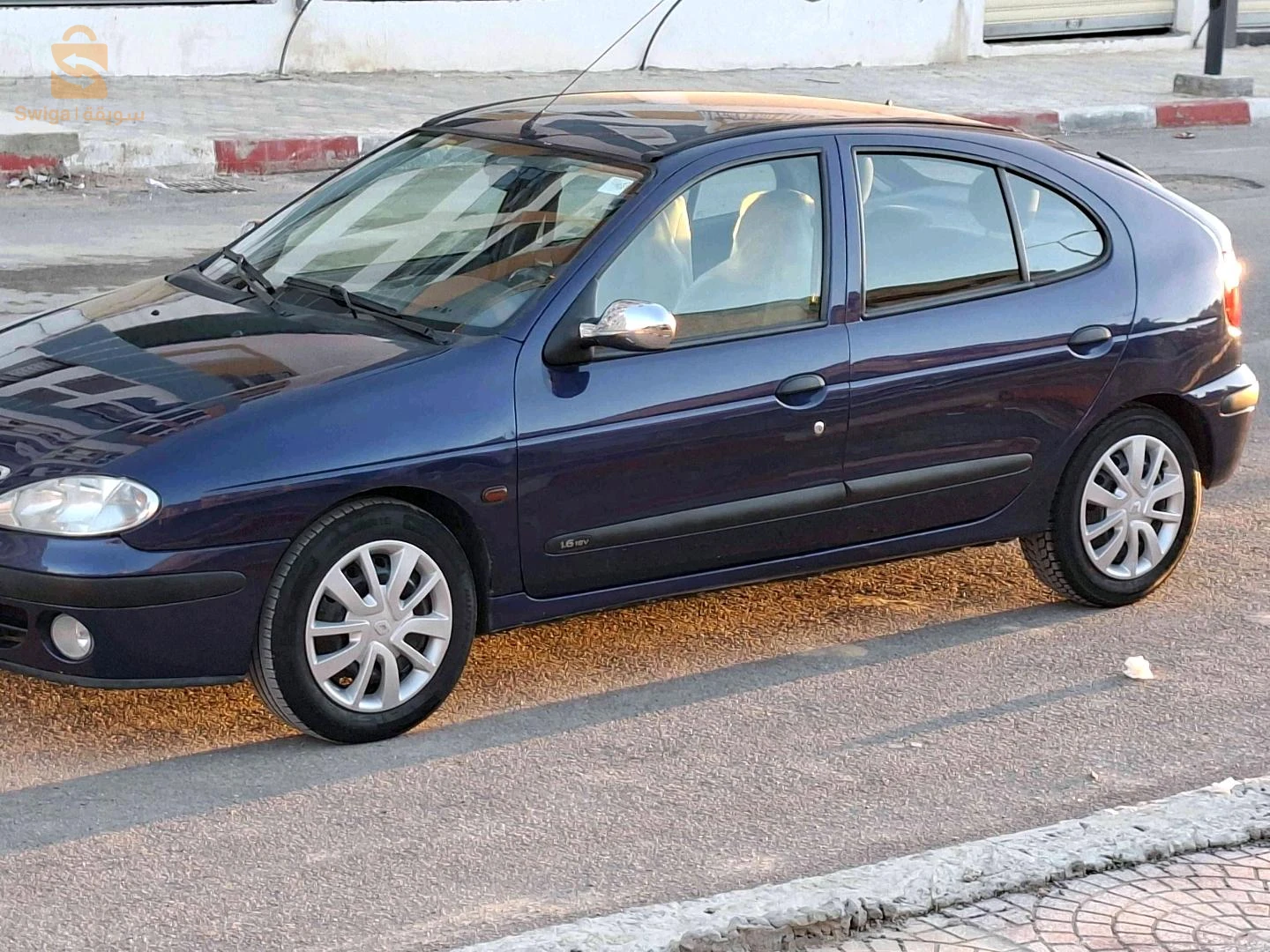 Renault Megane 1999 26 MEDEA