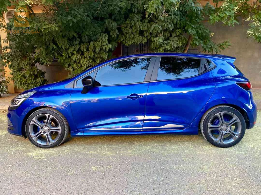 رينو Clio 4 2018 32 البيض