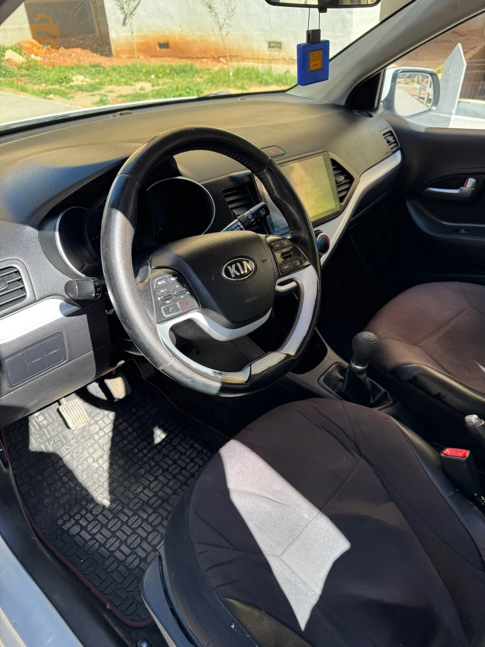 Kia Picanto 2016 29 MASCARA