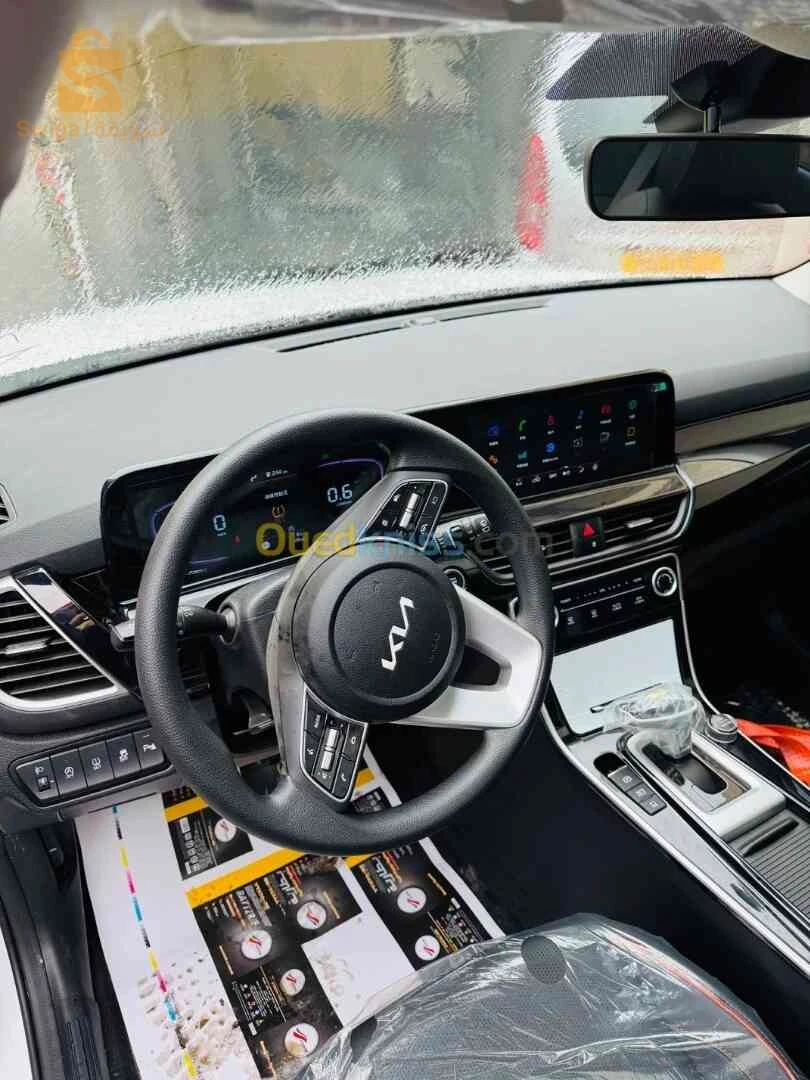 Kia 2025 17 DJELFA