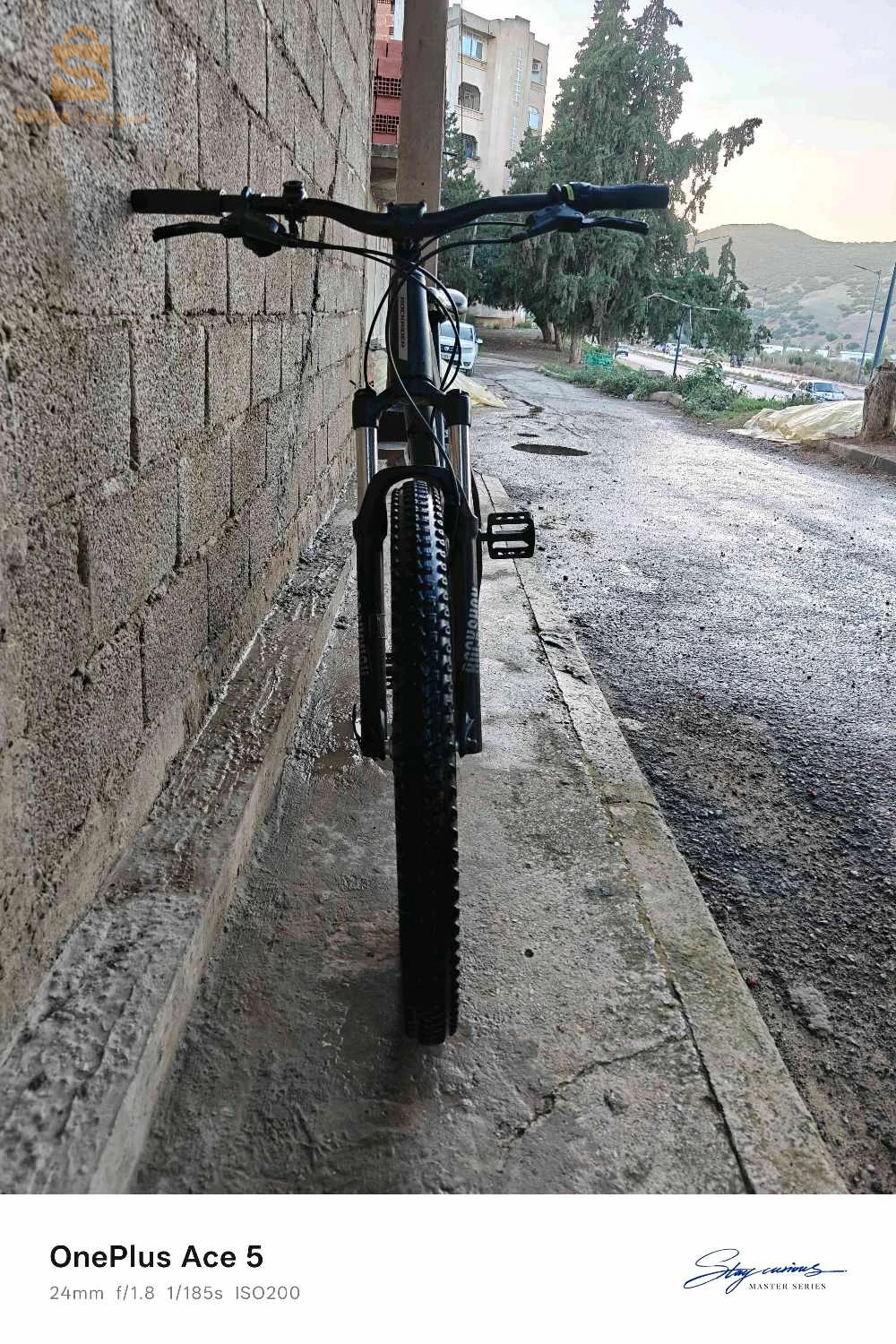 st900