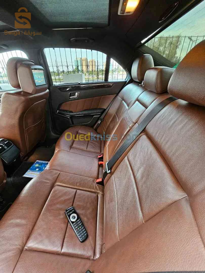 Mercedes 2011 31 ORAN