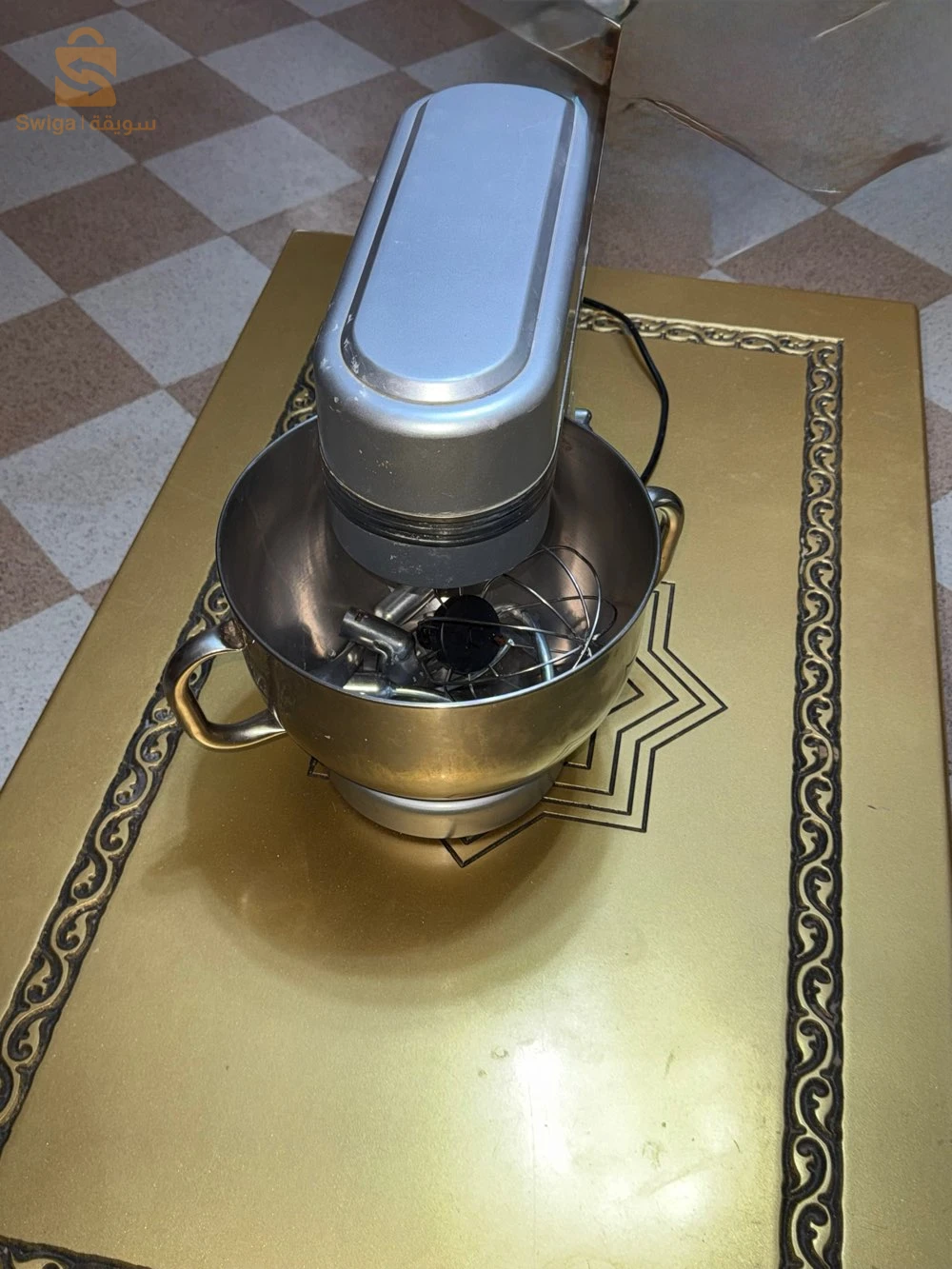 للبيع