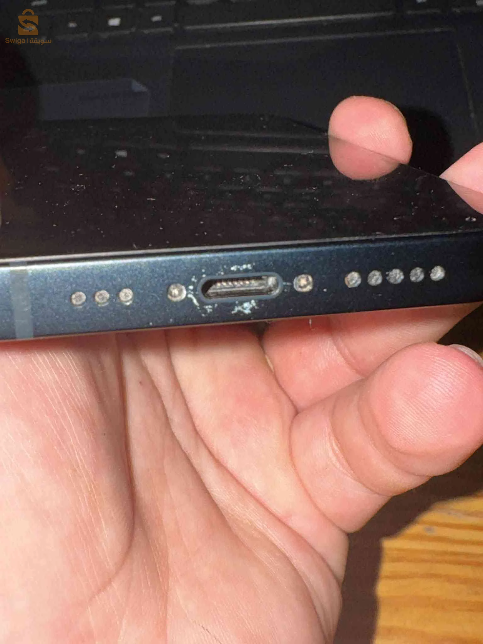 IPhone 14 bleu nuit