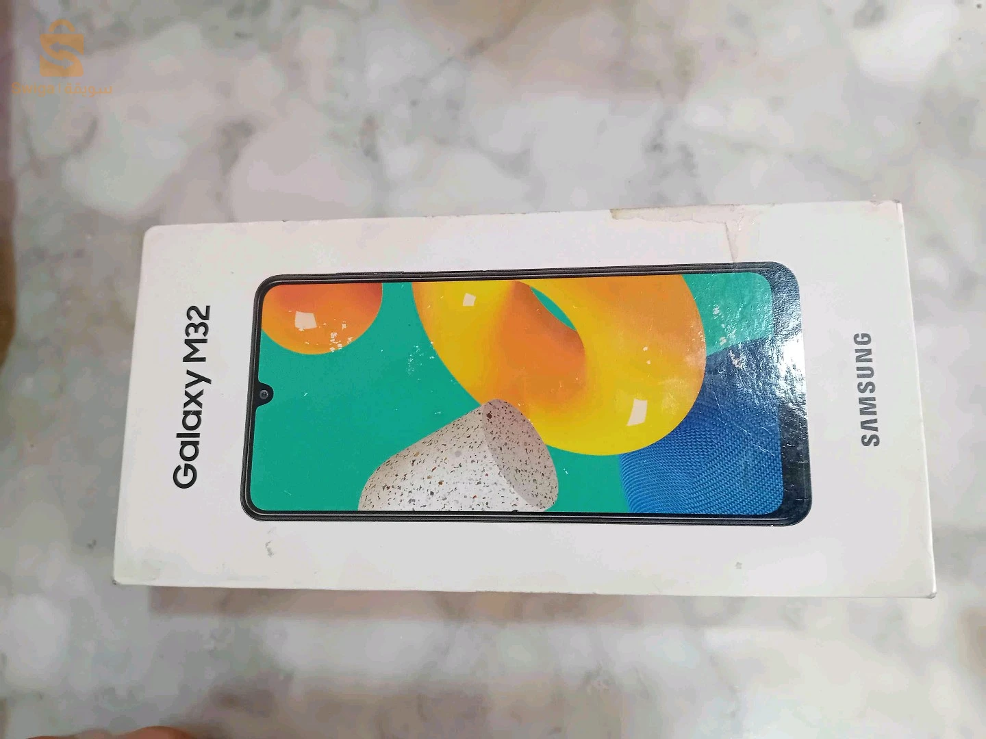 galaxy m32 Ram6/128
super amoled 90hz
Batterie 6000 Tchad nhare kamal
Caméra 64mp 
m3ah la boîte w chargeur