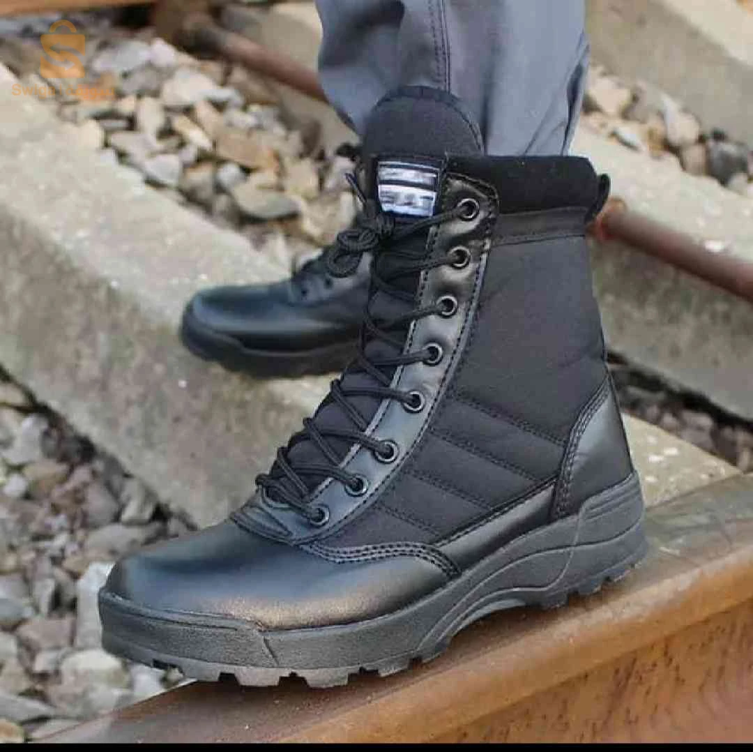 Godasse  noir 44/42فقط