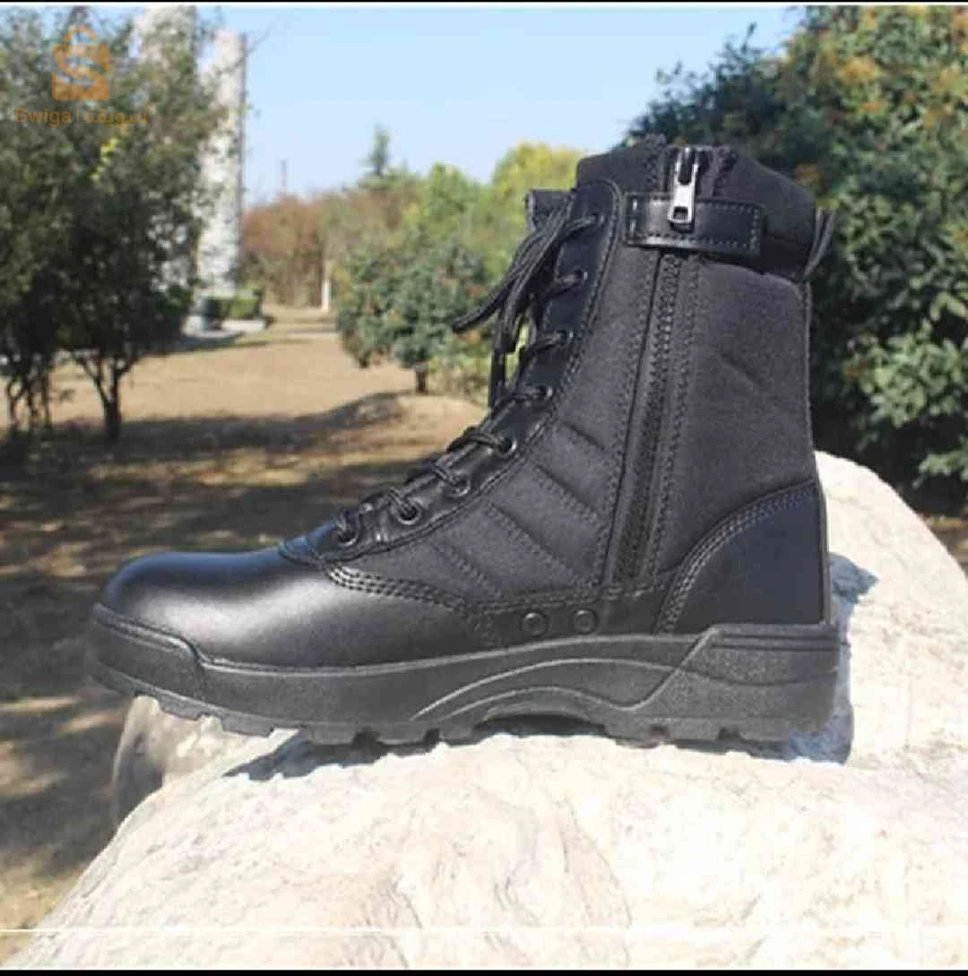Godasse  noir 44/42فقط