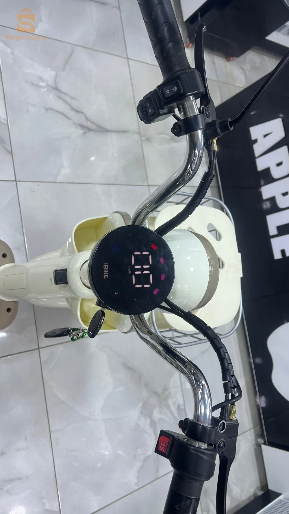 scooter electric ibike 
500w 
la battery 60km 
 3vitesse 45km/h