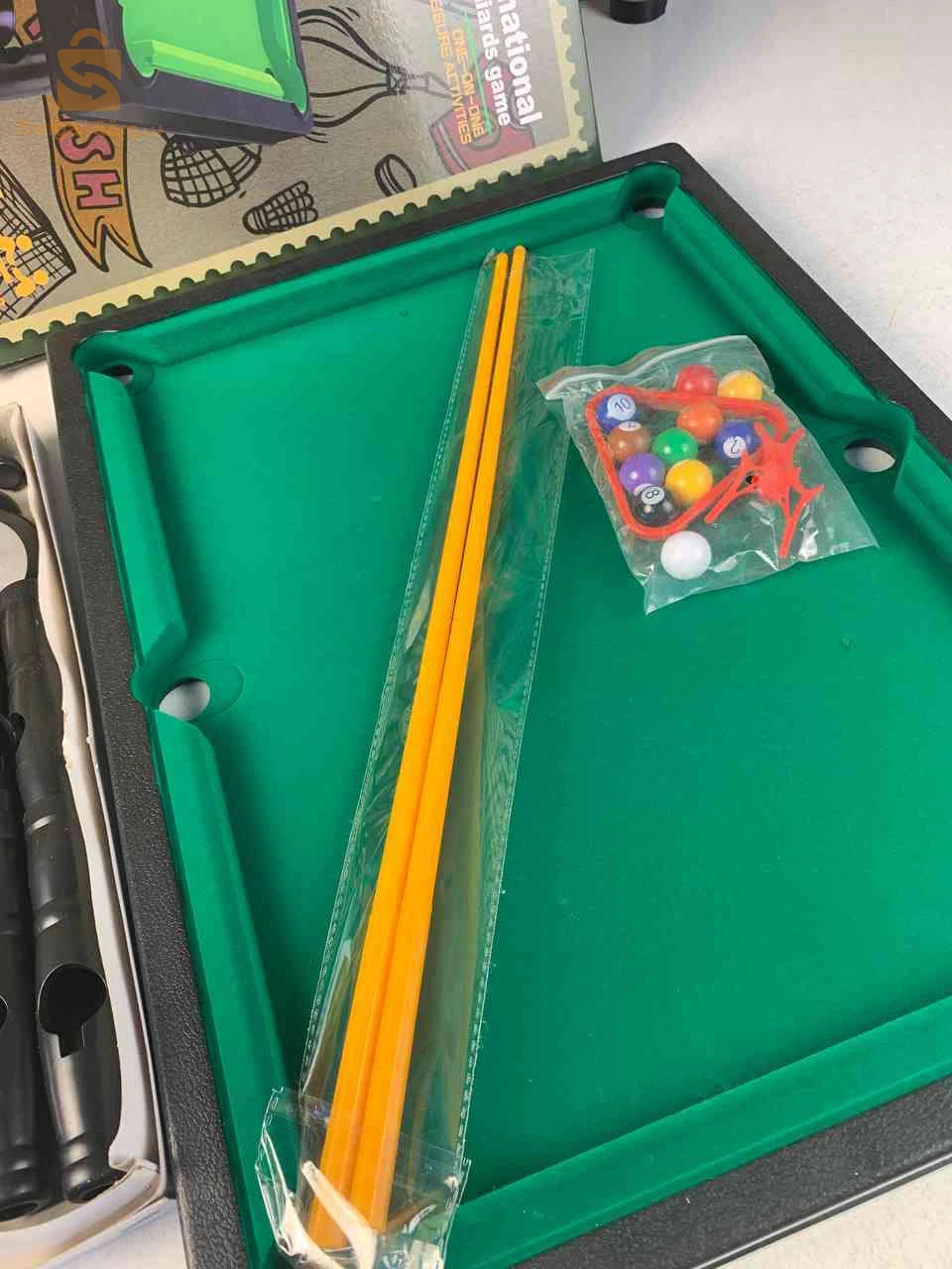 طاولة بيلياردو table de billard