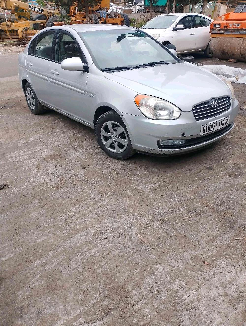 Hyundai Accent 2010 5 BATNA