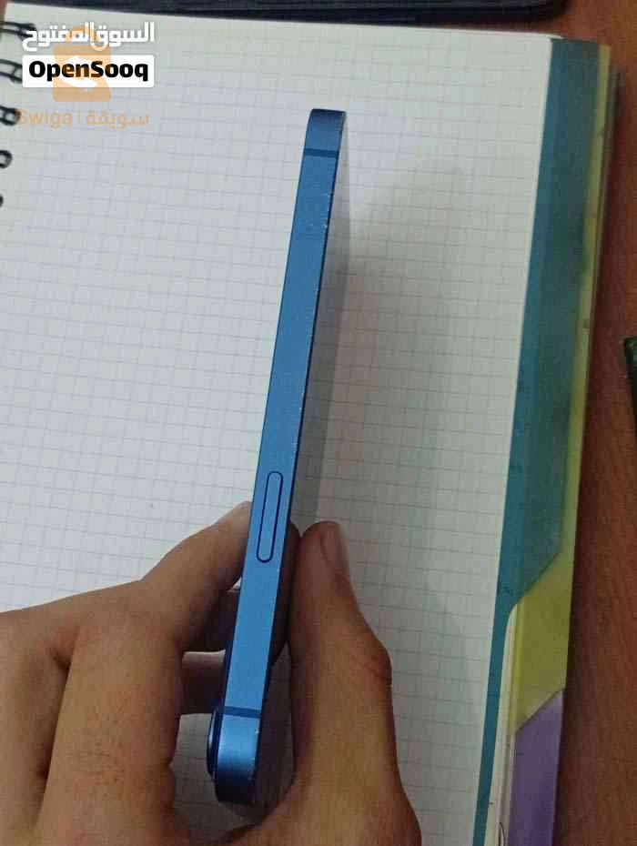 ايفون 13 نورمال للبيع