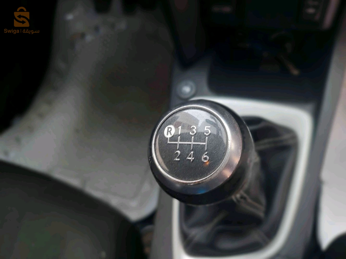 تويوتا Auris 2013 26 المدية
