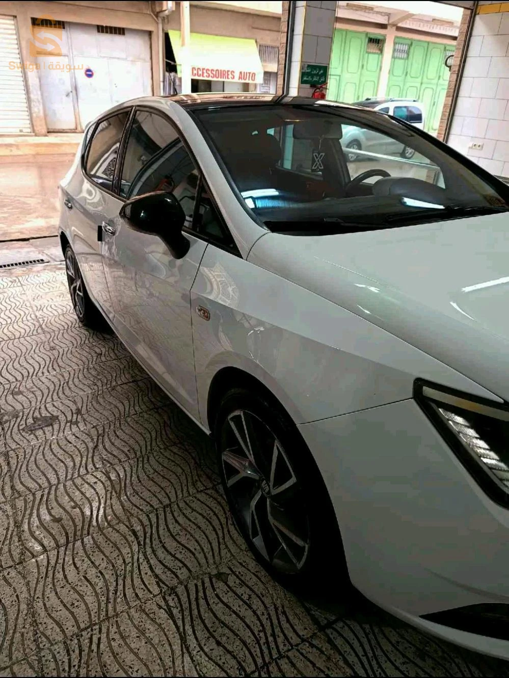 سيات Ibiza 2015 2 شلف