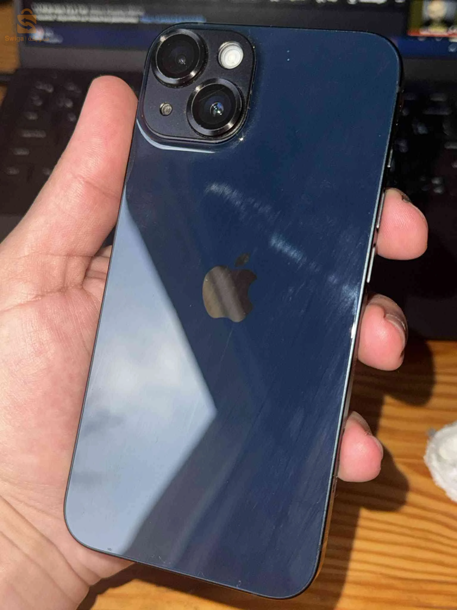 IPhone 14 bleu nuit