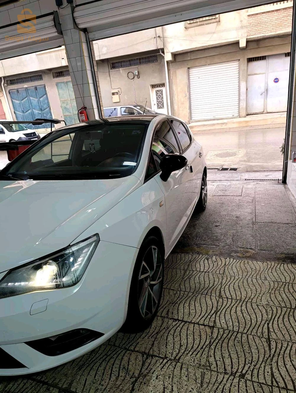 سيات Ibiza 2015 2 شلف