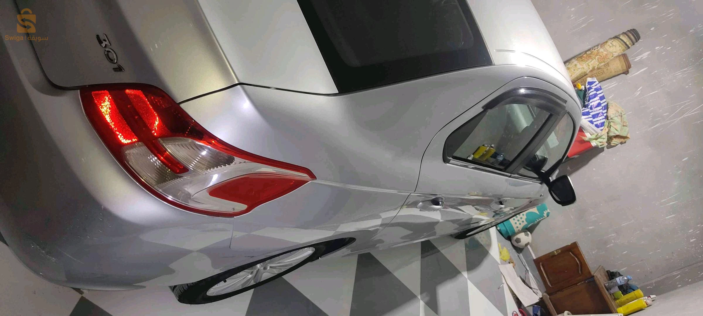 بيجو 301 2015 40 خنشلة