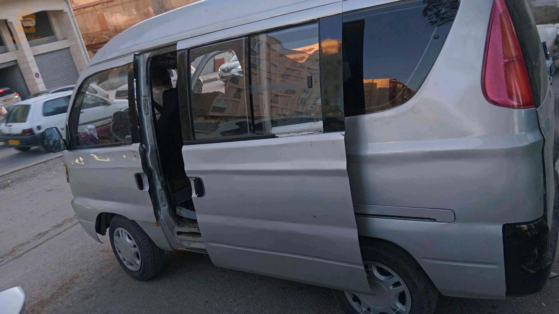 DFSK IX5 2004 19 سطيف