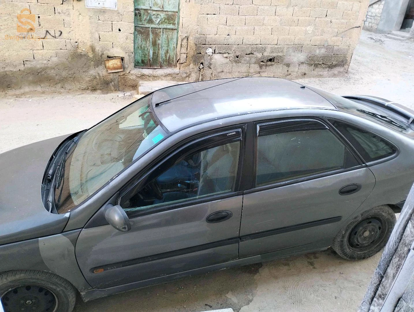رينو Laguna 1995 12 تبسة