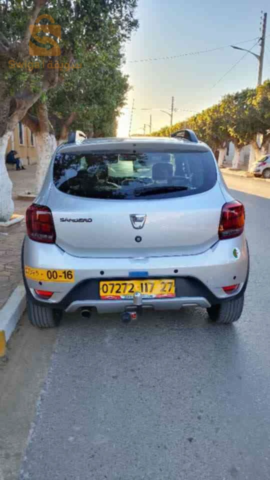 داسيا Sandero 2017 27 مستغانم