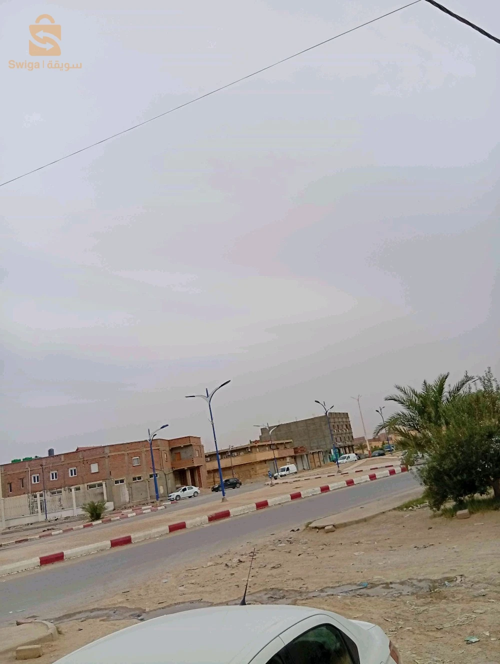 أرض للبيع