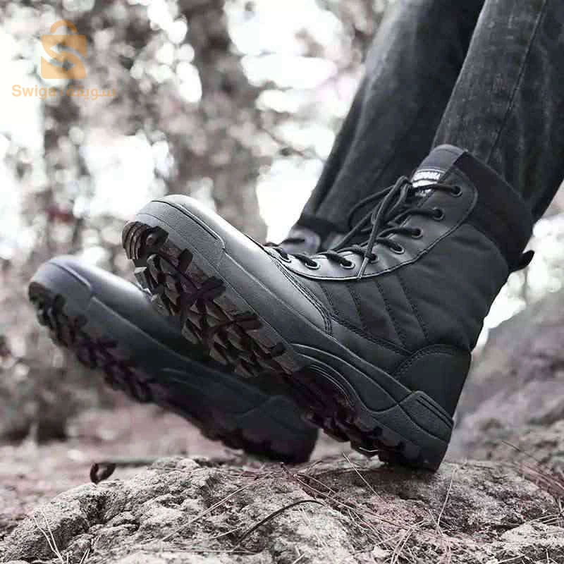 Godasse  noir 44/42فقط