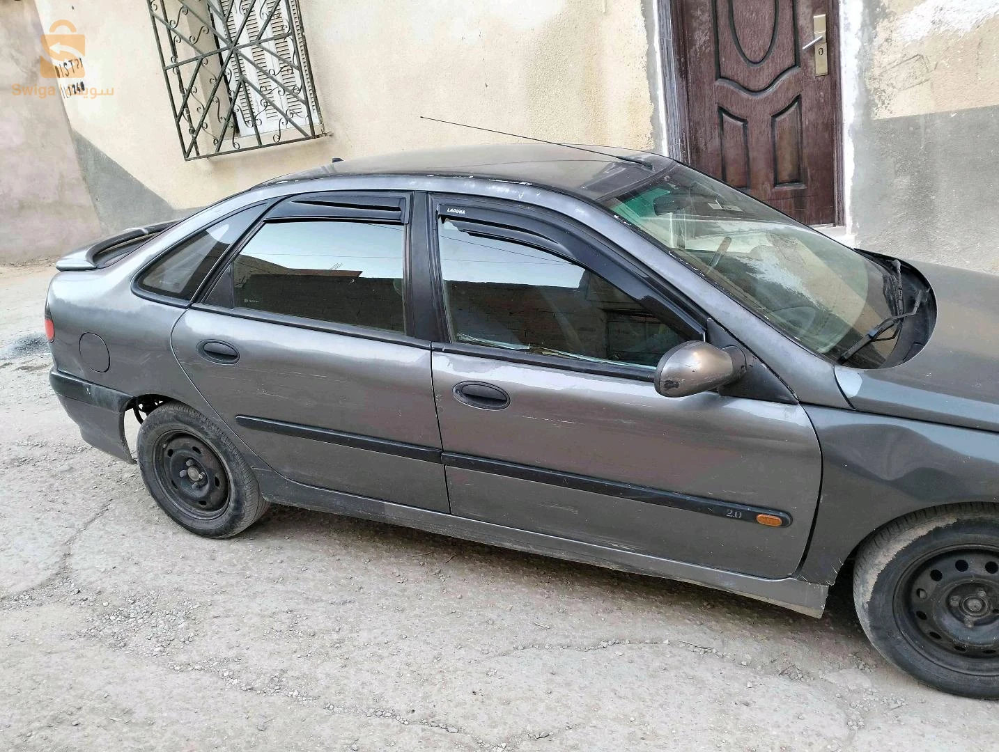 رينو Laguna 1995 12 تبسة