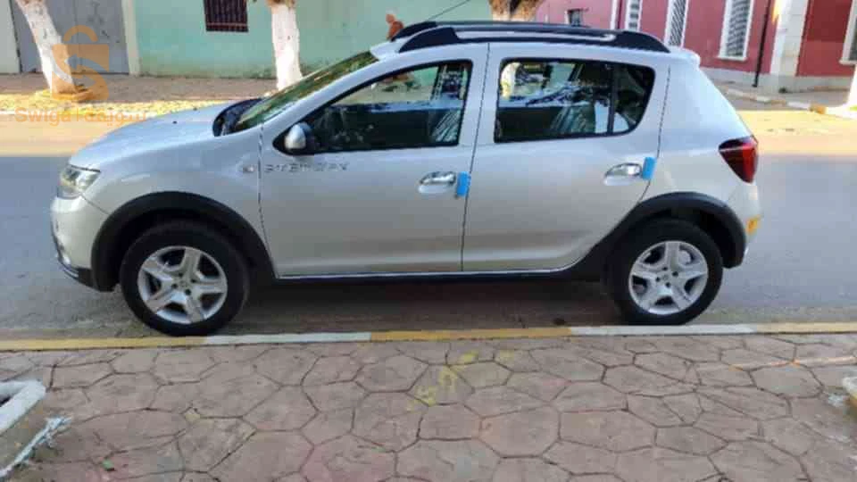 داسيا Sandero 2017 27 مستغانم