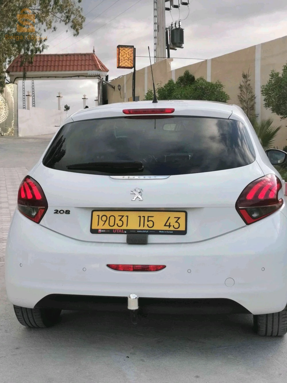 Peugeot 208 2015 43 MILA