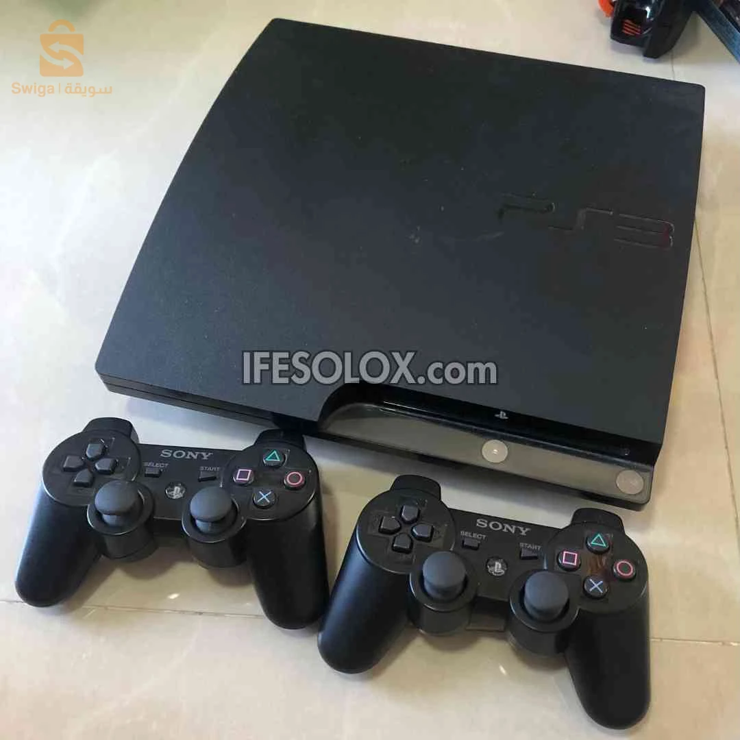 Ps3 مع 2 مانيتات
