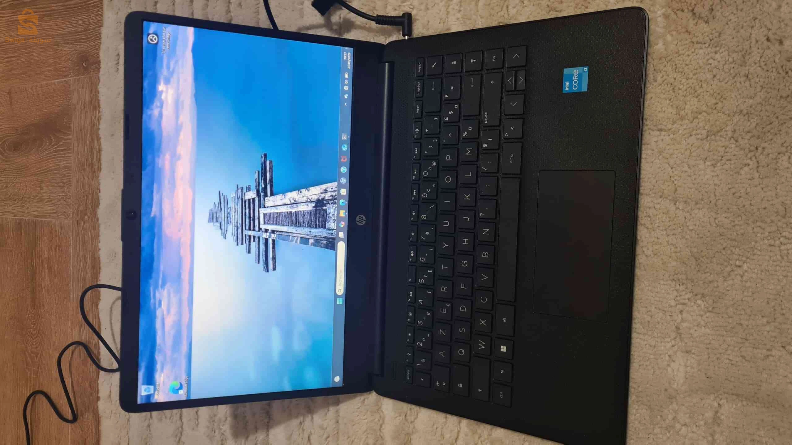 HP  Laptop 14s-SSD  i3