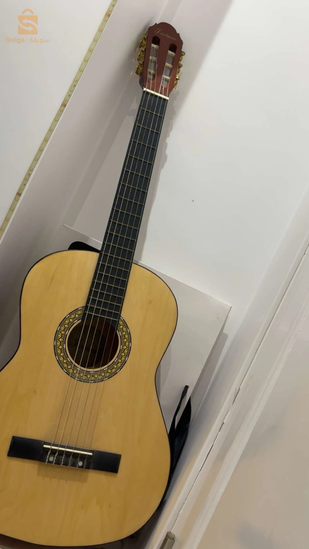 guitare en très bonne état