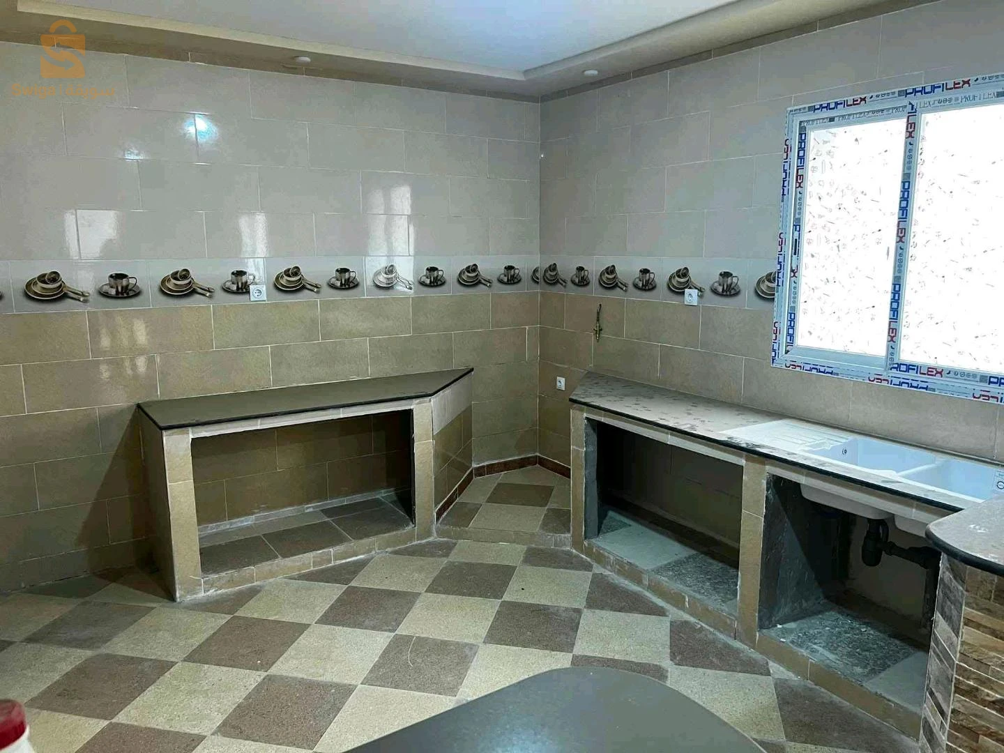 للبيع