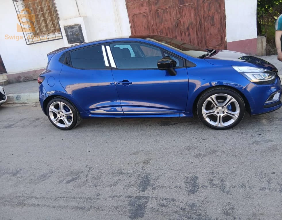 رينو Clio 4 2018 2 شلف