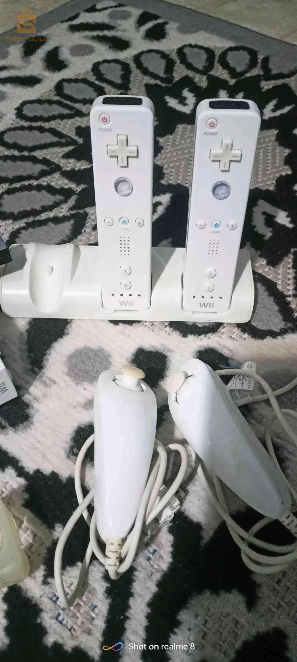 Nintendo wii flaché 2 manette originale plus station de charge