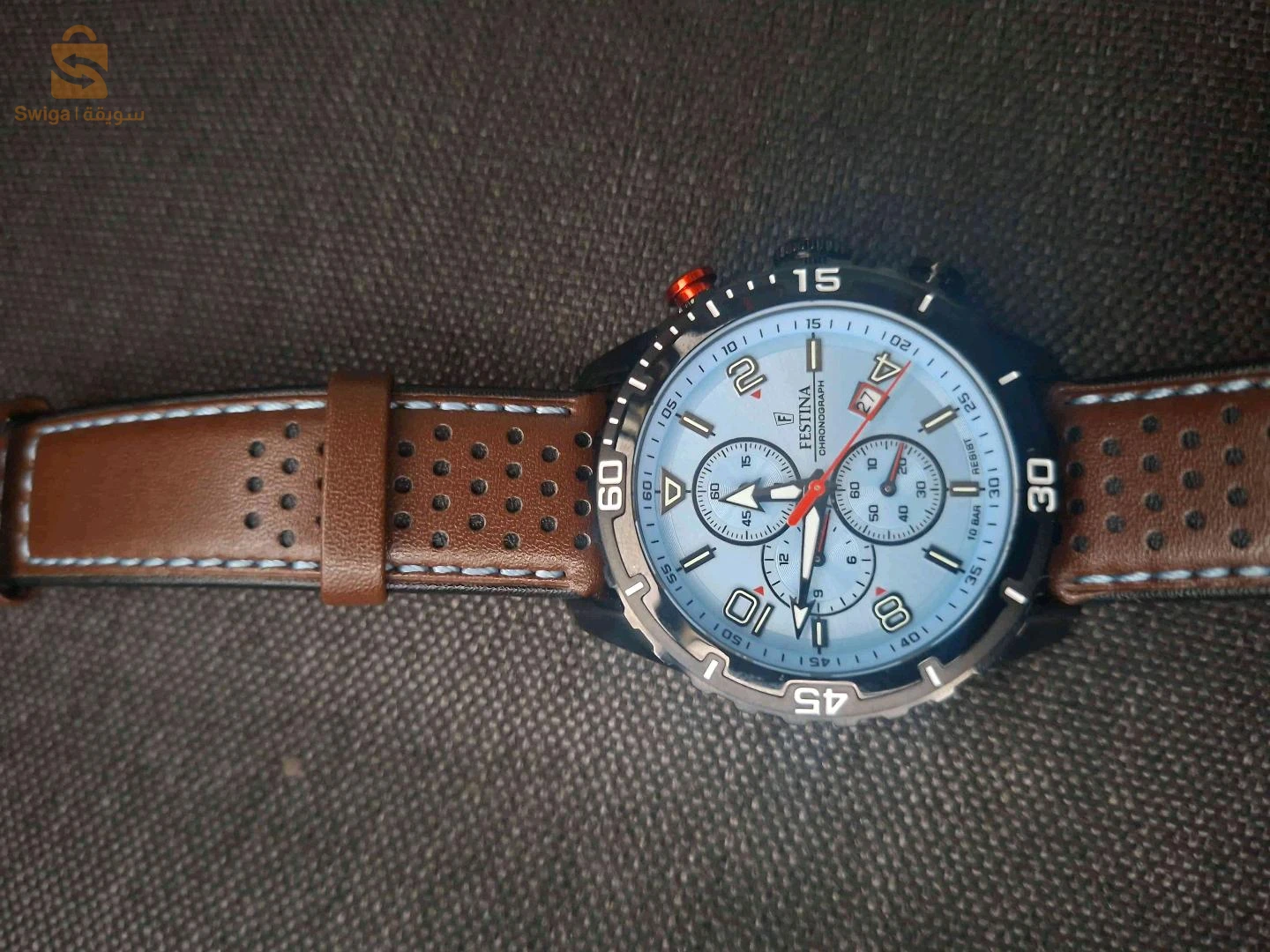 ساعة festina