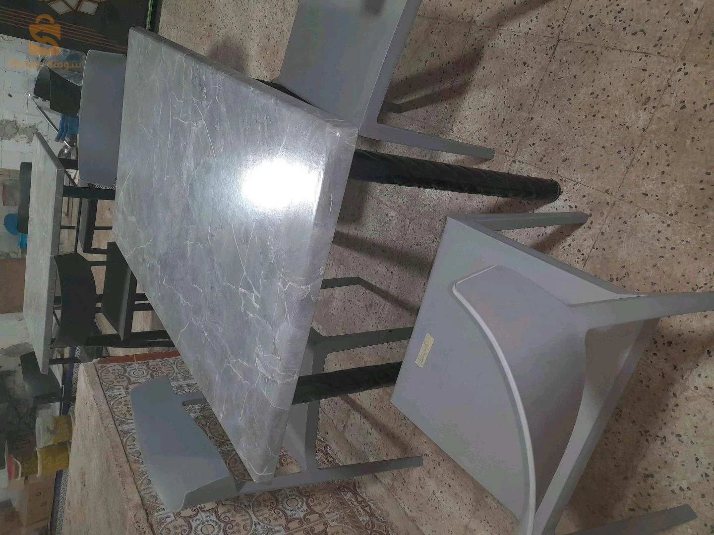 للبيع