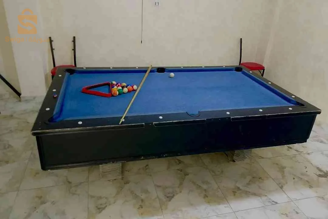 طاولة بيلياردو جديدة