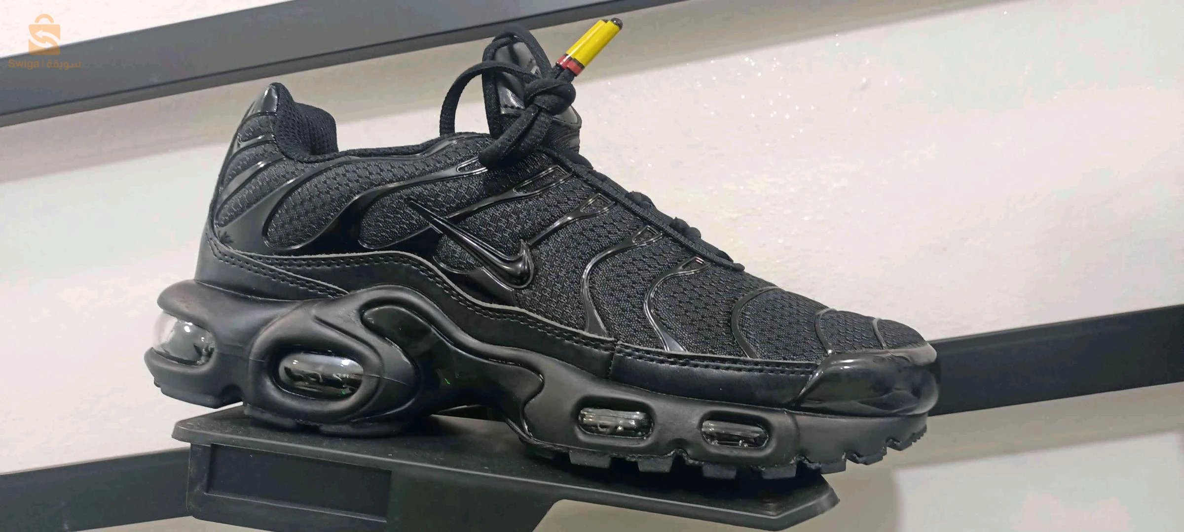 tn black black
