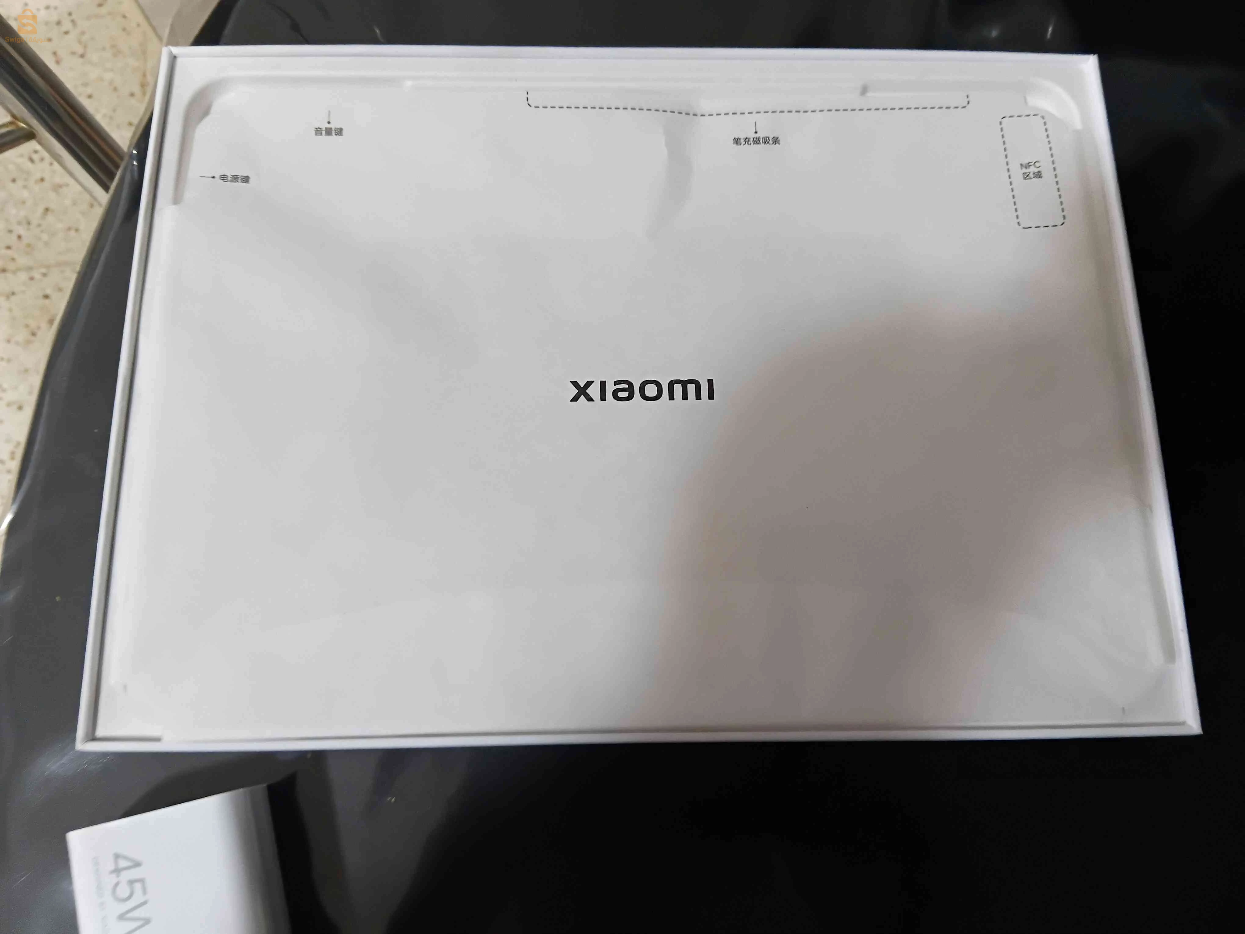 Xiaomi Pad 8 (Pine Green) + Keyboard
8GB RAM / 256GB Storage