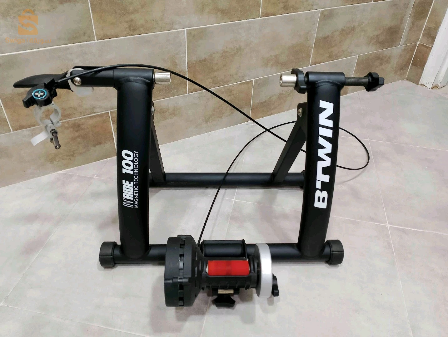homme trainer vélo