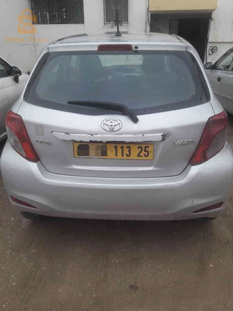 تويوتا Yaris 2013 قسنطينة