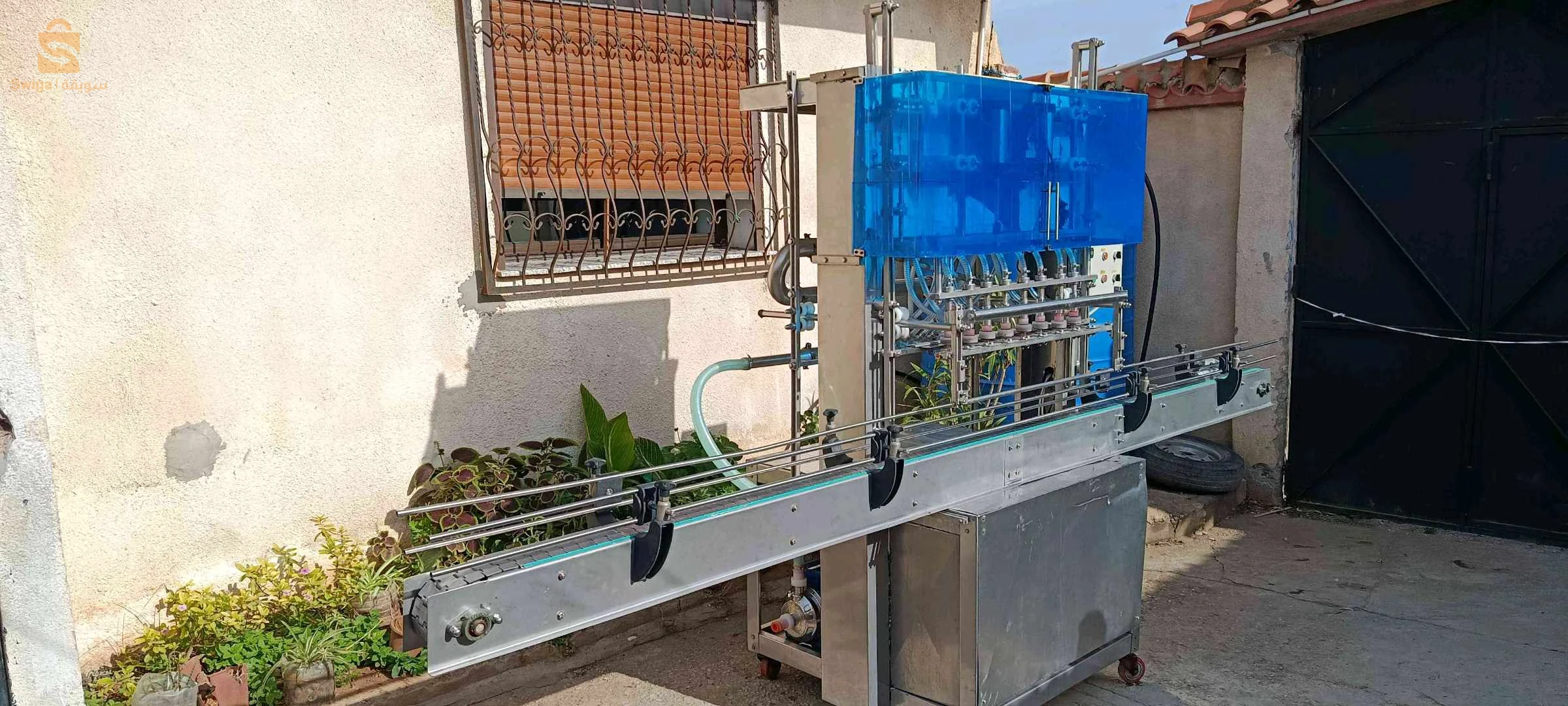Remplisseuse semi automatic produit alimentaire 8 bec