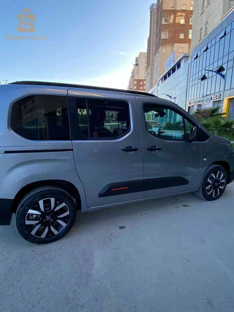 ستروين Berlingo 2025 5 باتنة