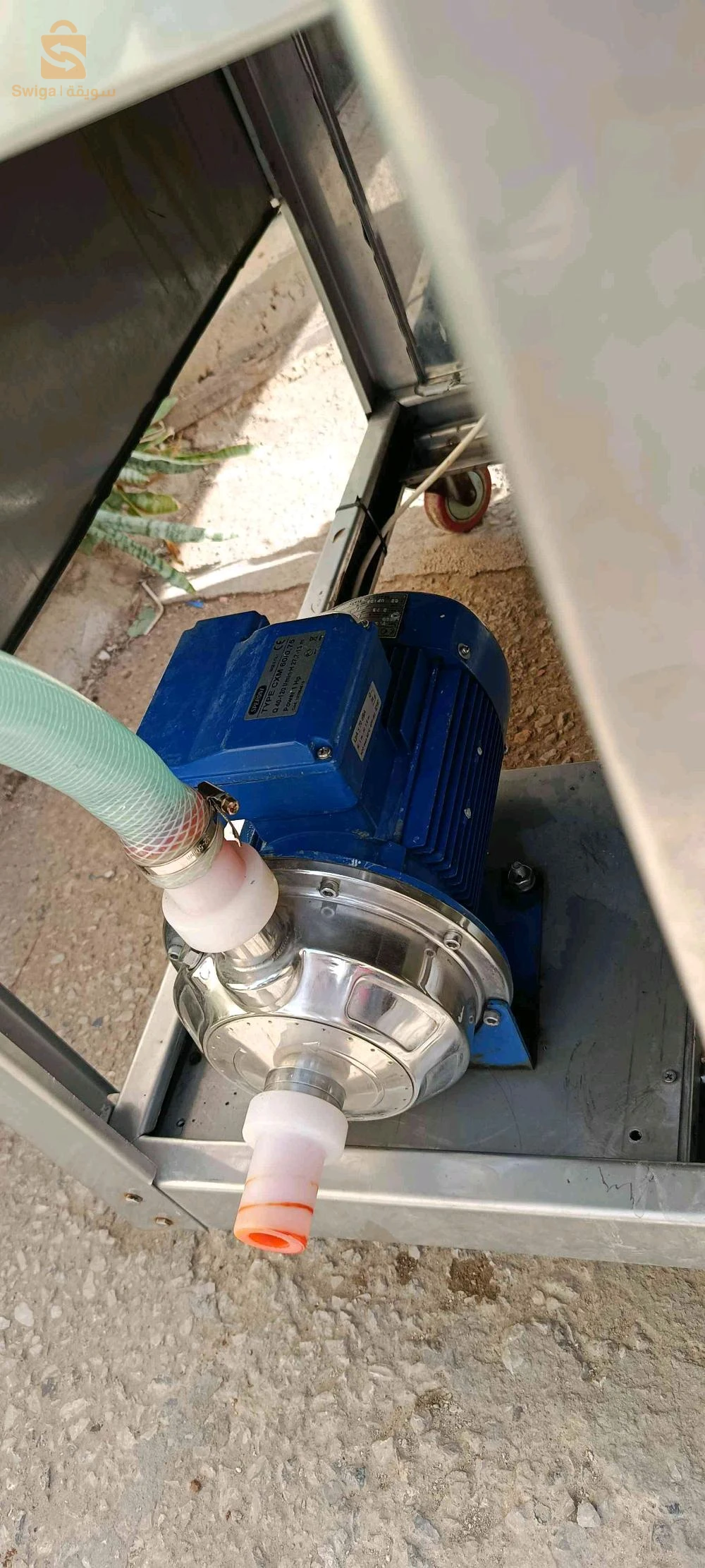 Remplisseuse semi automatic produit alimentaire 8 bec