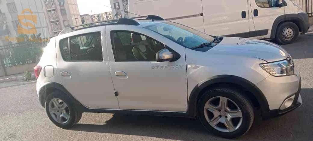 رينو دوستر البويرة