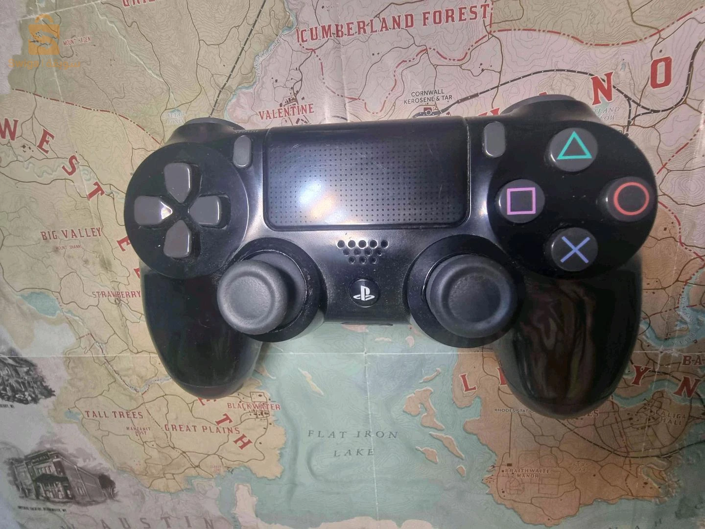 PS4SLIM 1TB مفلاشي12.02 بدون قرص+21لعبة+فلاش ديسك128GB