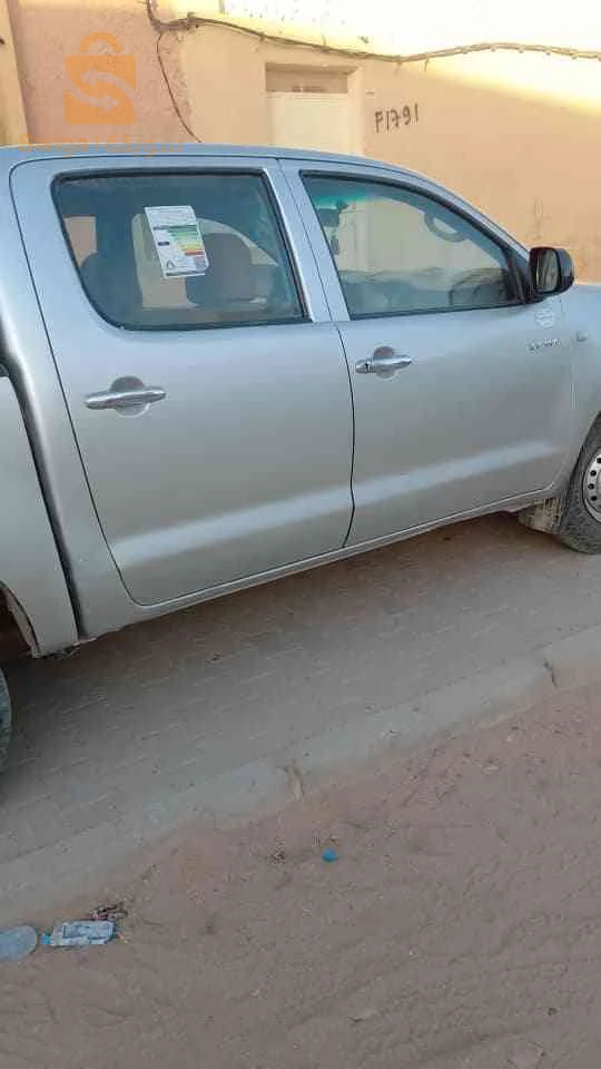 تويوتا Hilux 2016 1  ادرار