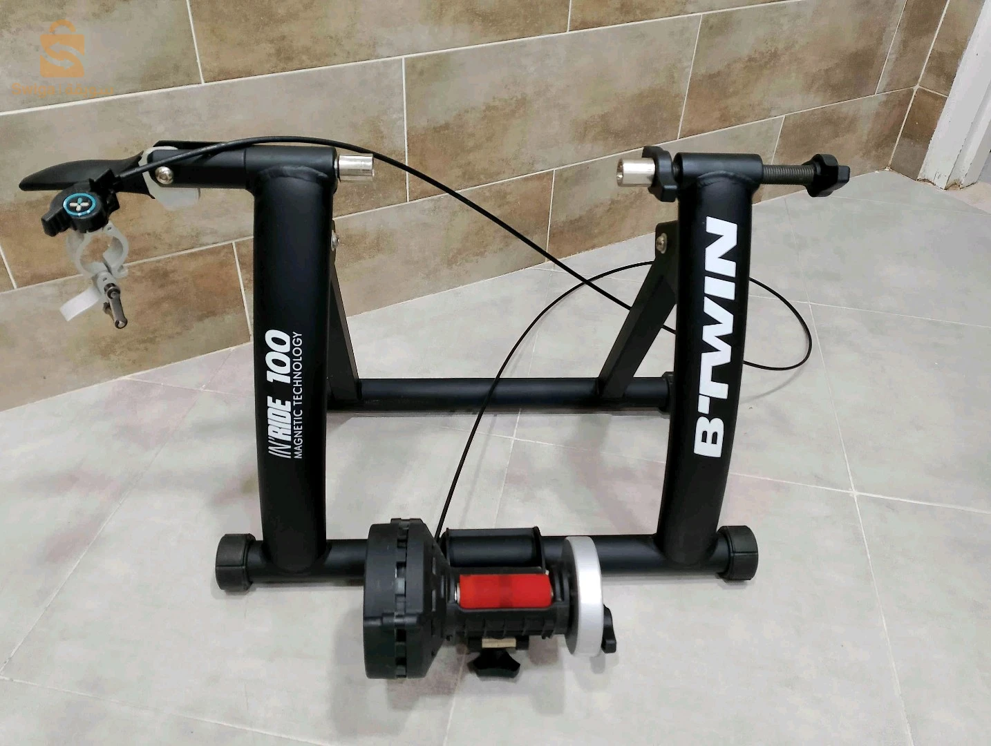 homme trainer vélo